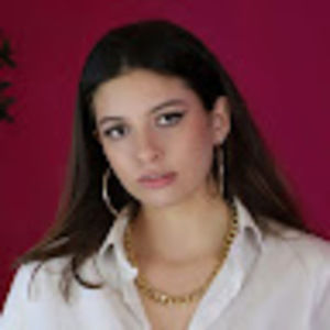 Meet your Posher, Abbey